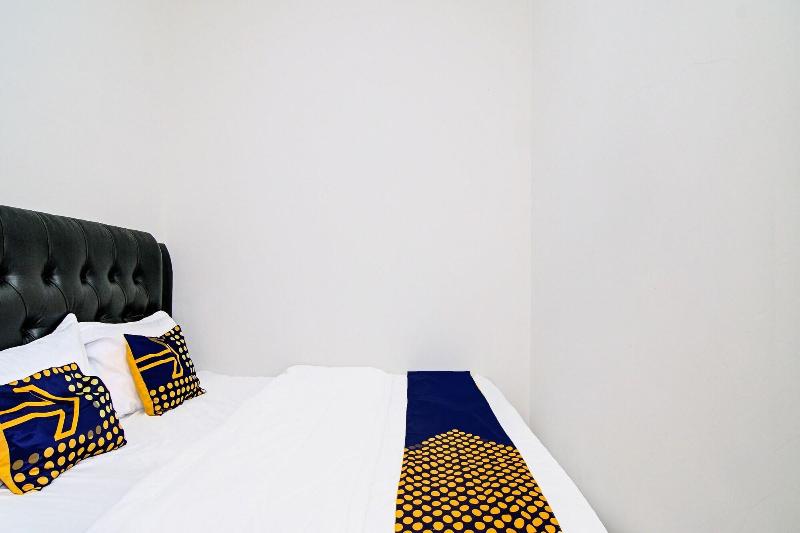 Spot On 91828 Homestay Dinda Syariah - Oda