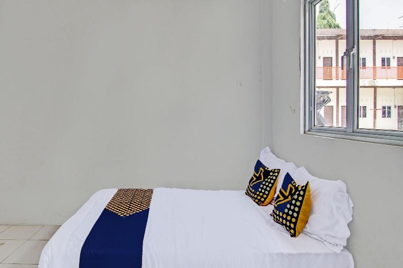 Spot On 91828 Homestay Dinda Syariah - Oda
