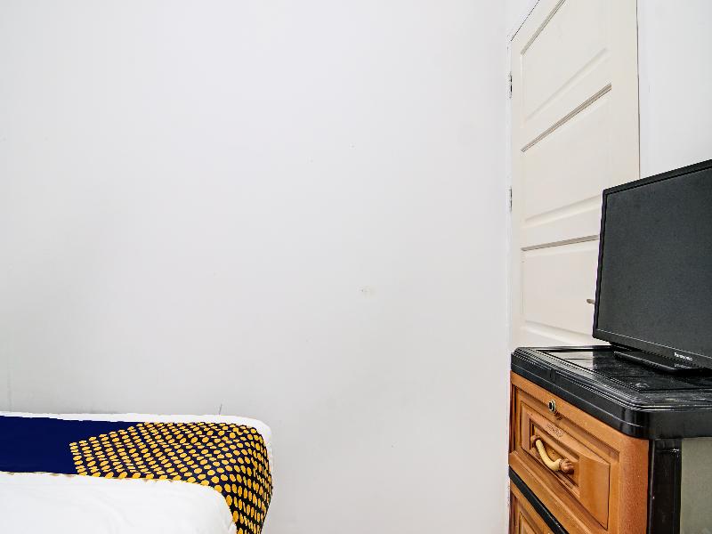 Spot On 91828 Homestay Dinda Syariah - Oda