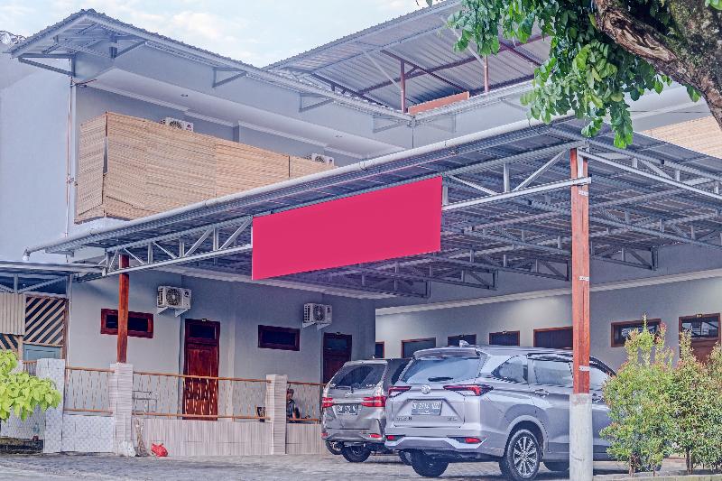 Oyo 91419 Hotel Mulia Bangka - Genel