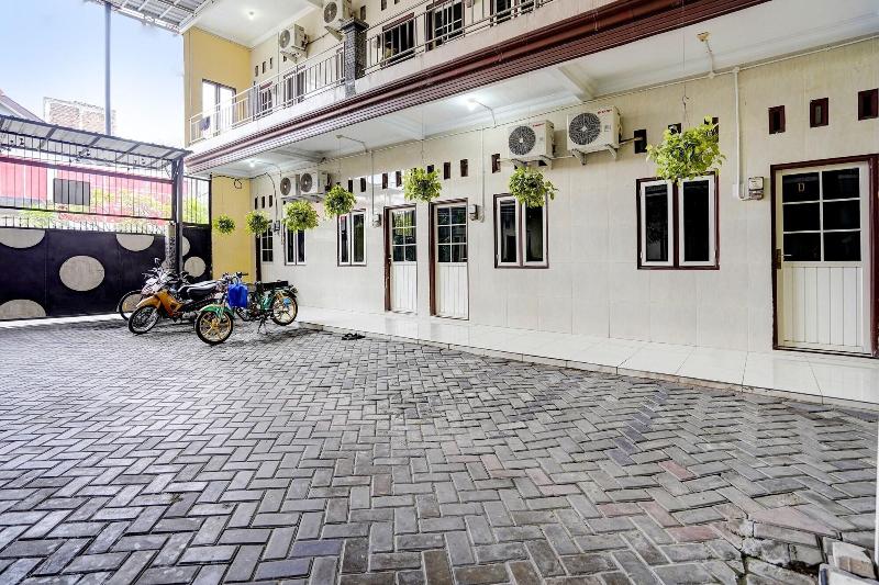 Oyo 91795 Kos Jeehel Syariah - Lobi
