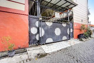 Oyo 91795 Kos Jeehel Syariah otel fotoğrafı