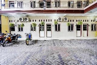 Oyo 91795 Kos Jeehel Syariah fotoÄŸrafÄ±
