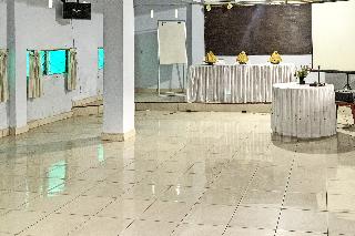 Oyo 91757 Surya Hotel fotoÄŸrafÄ±
