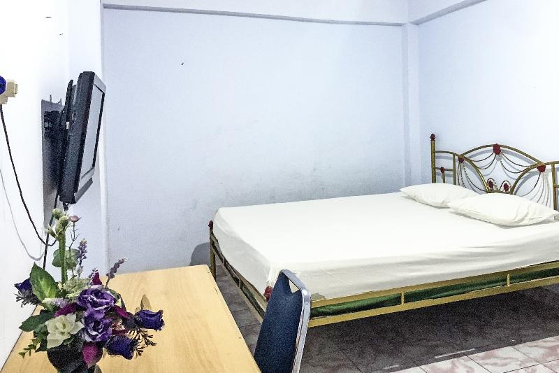 Oyo 91757 Surya Hotel - Oda
