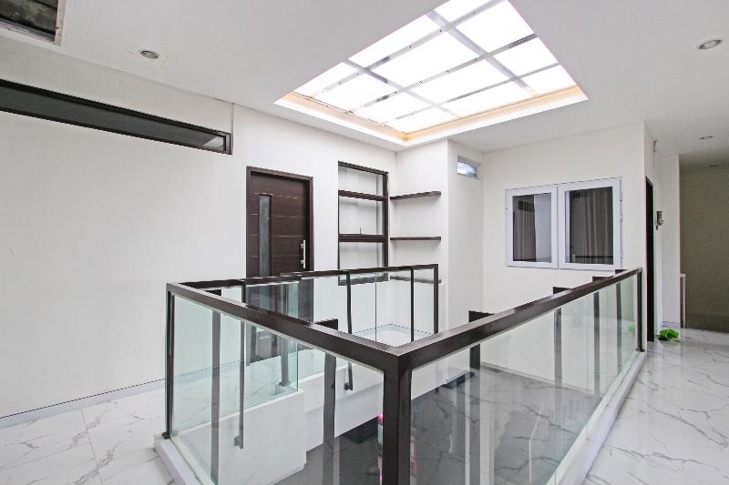 Oyo 91665 D'prof Exclusive Guesthouse - Lobi