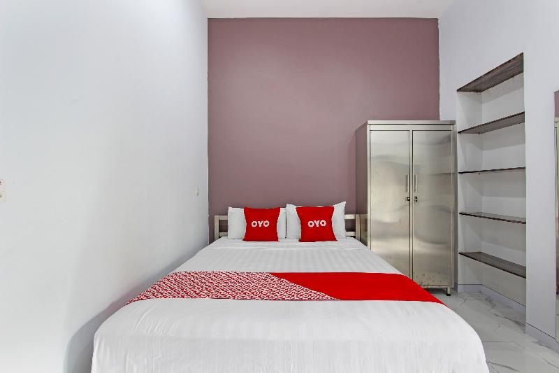 Oyo 91665 D'prof Exclusive Guesthouse - Oda