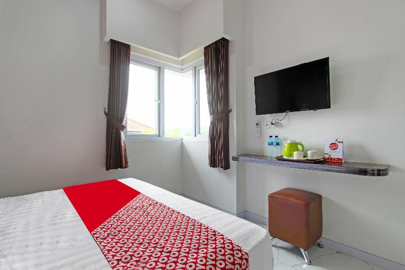 Oyo 91665 D'prof Exclusive Guesthouse - Oda