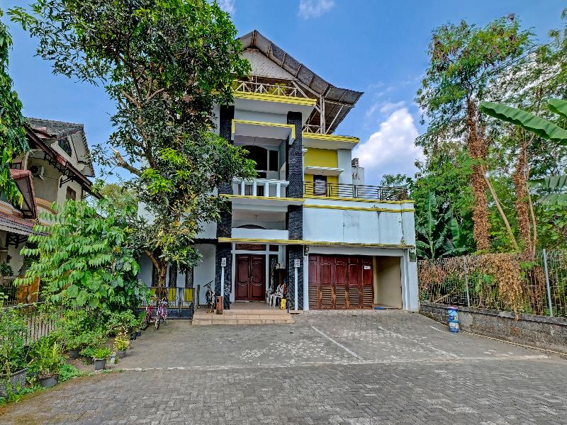 Oyo 91522 Candi Gebang Guesthouse - Genel