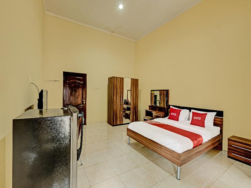 Oyo 91522 Candi Gebang Guesthouse - Oda
