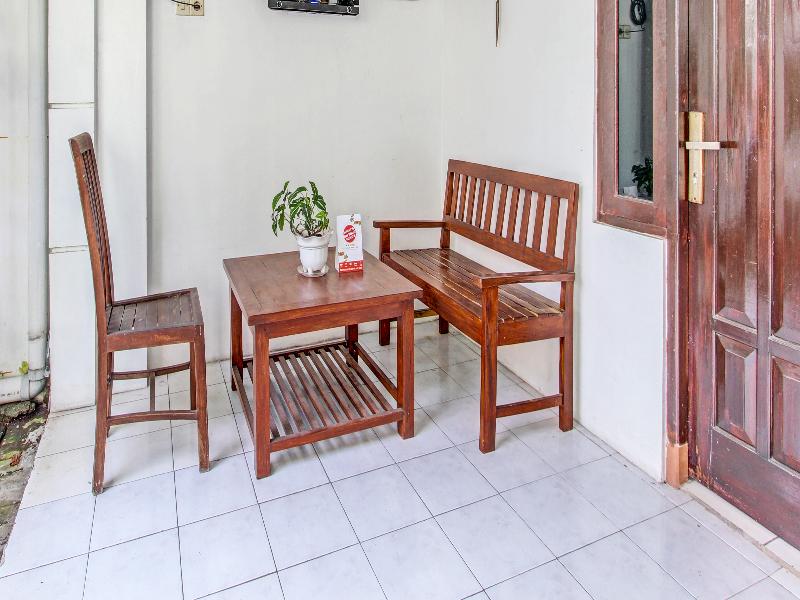 Oyo 91803 Gita Graha Guest House Syariah - Lobi