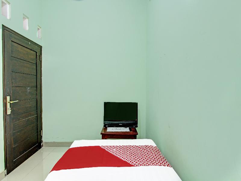 Oyo 91803 Gita Graha Guest House Syariah - Oda