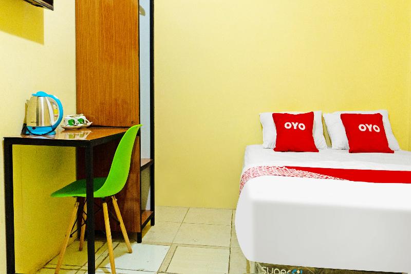 Spot On 91402 Home'59 Tegal Danas - Oda