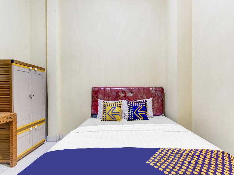 Spot On 91374 Asia Stay Semarang - Oda