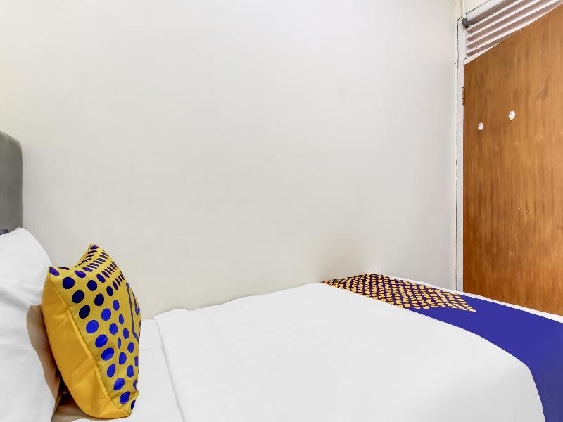Spot On 91374 Asia Stay Semarang - Oda