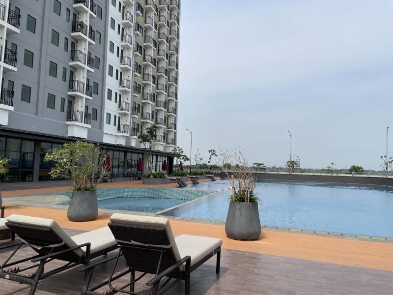 Hotel Osaka Pik2 - Havuz