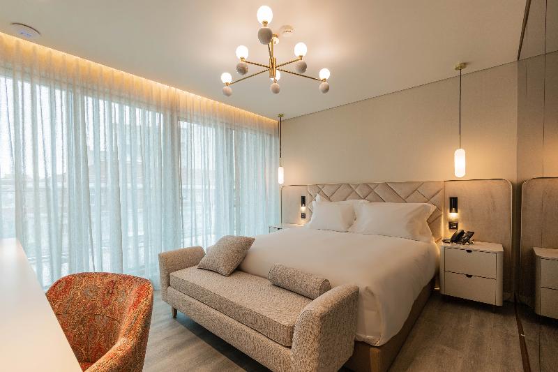 Luster Hotel - Oda
