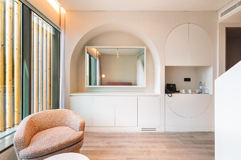 Luster Hotel - Oda