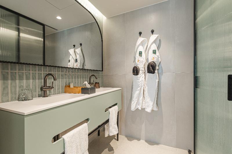 Luster Hotel - Oda