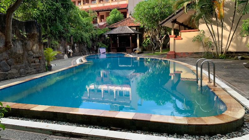 Bali Diva Hotel Kuta By Zuzu - Havuz