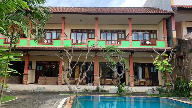 Bali Diva Hotel Kuta By Zuzu - Havuz