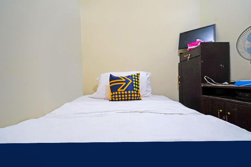 Spot On 91783 Urban Syariah Residence - Oda
