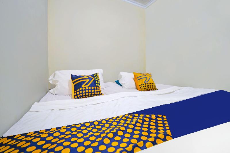 Spot On 91783 Urban Syariah Residence - Oda