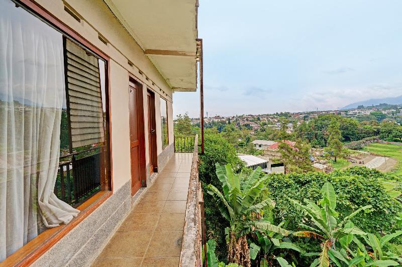Oyo 91810 Hotel Balebat 2 - Lobi