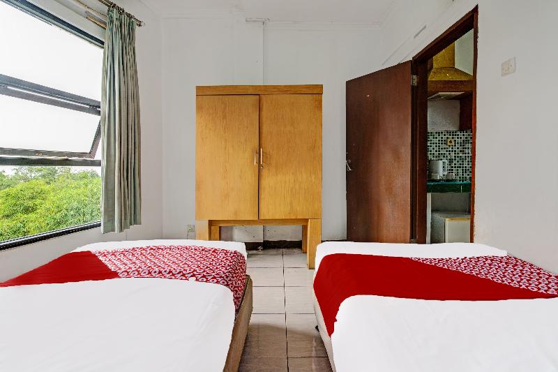 Oyo 91810 Hotel Balebat 2 - Oda