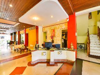 Super OYO Townhouse Oak Maxi Hotel Legian fotoÄŸrafÄ±