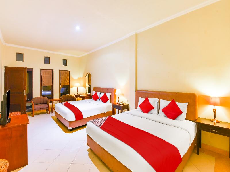 Super OYO Townhouse Oak Maxi Hotel Legian - Oda