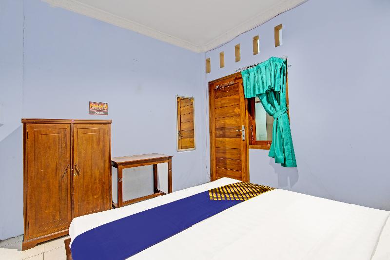 Spot On 91356 Hotel Mustika 2 - Oda
