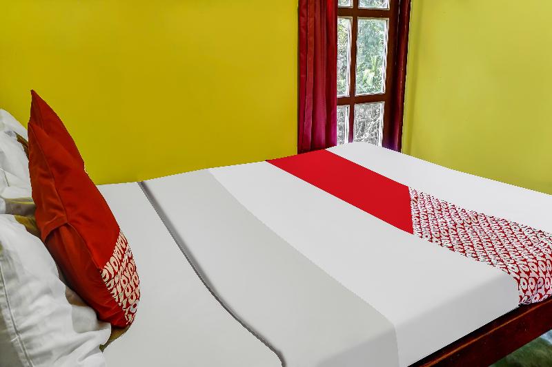 Oyo Homes 90984 Kampung Wisata Ekologi Puspa Jagad - Oda