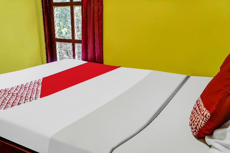 Oyo Homes 90984 Kampung Wisata Ekologi Puspa Jagad - Oda