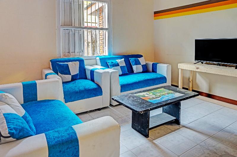 Ngajeng Peken Home Stay - Lobi