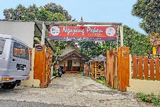 Ngajeng Peken Home Stay otel fotoğrafı