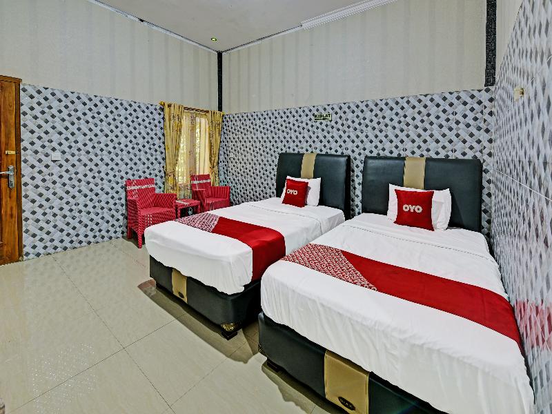 Spot On 91376 Hotel Bintang Flores - Oda
