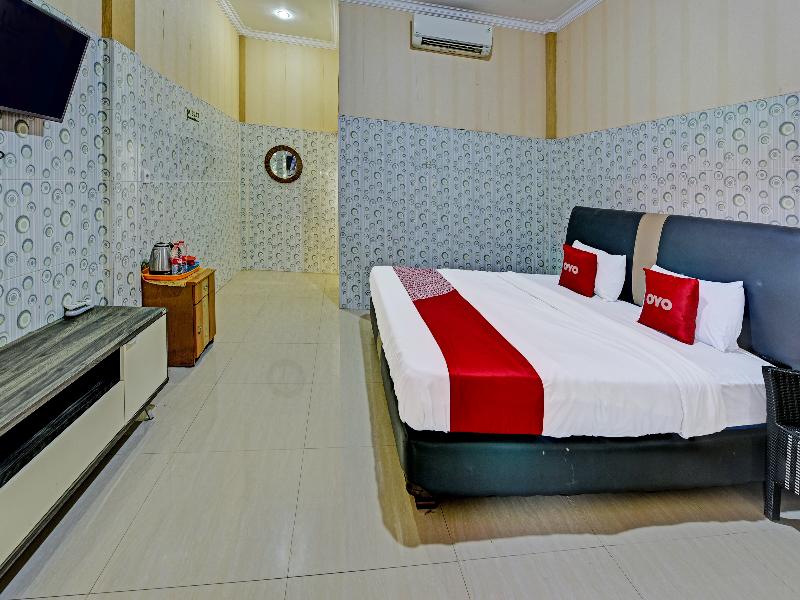 Spot On 91376 Hotel Bintang Flores - Oda
