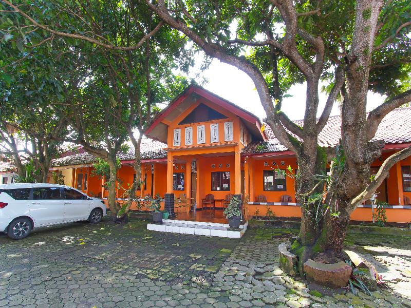 Spot On 91563 Hotel Meilias - Genel