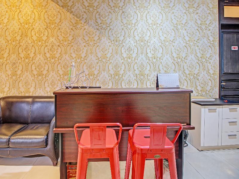 Collection O 91666 Meyli Guesthouse - Lobi