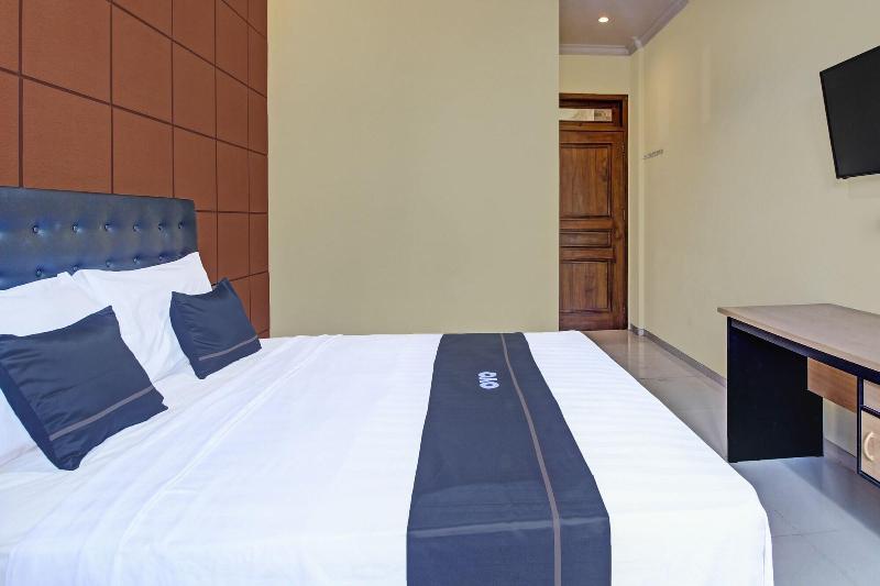 Collection O 91666 Meyli Guesthouse - Oda