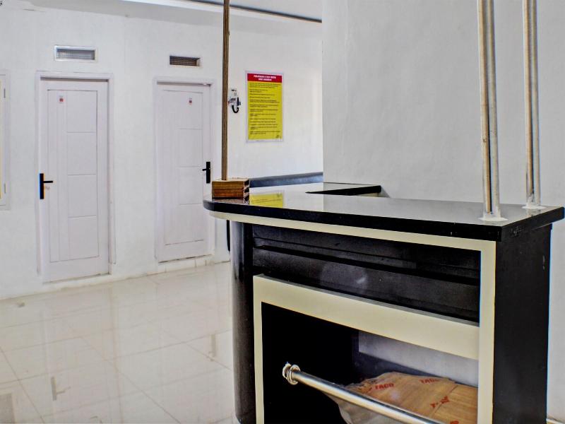 Spot On 91504 De Vila Ungu Syariah - Lobi
