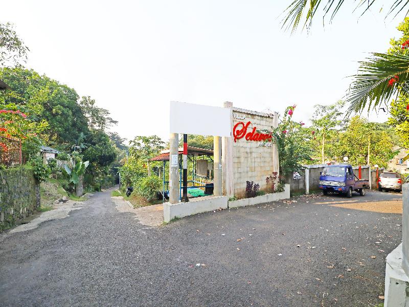 Spot On 91504 De Vila Ungu Syariah - Genel