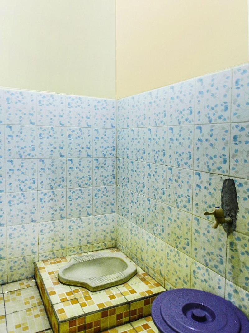 SPOT ON 91606 Nadin Guest House Syariah - Oda