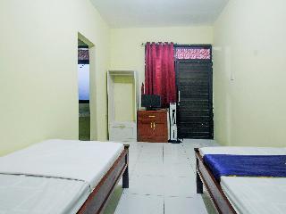 SPOT ON 91606 Nadin Guest House Syariah fotoÄŸrafÄ±