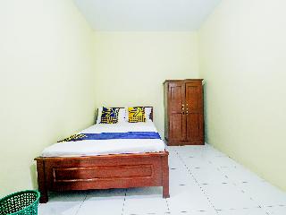 SPOT ON 91606 Nadin Guest House Syariah fotoÄŸrafÄ±
