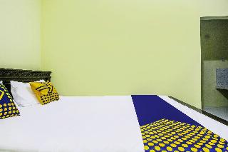 SPOT ON 91606 Nadin Guest House Syariah fotoÄŸrafÄ±