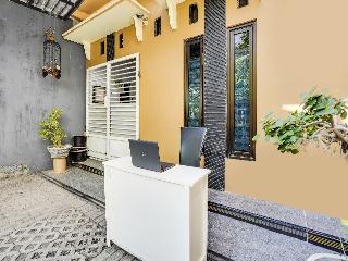 Spot On 91745 Rumah Kost Gresik Syariah fotoÄŸrafÄ±