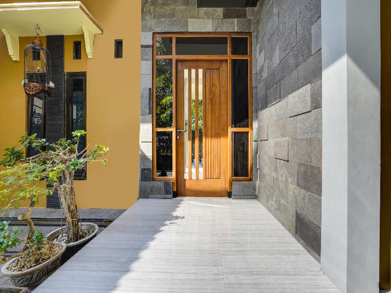 Spot On 91745 Rumah Kost Gresik Syariah - Genel