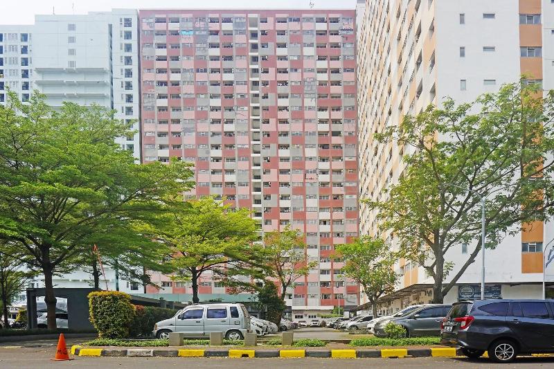 Collection O 91470 De Royal Sentra Timur - Genel